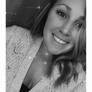 Meet your Posher, Mackenzie